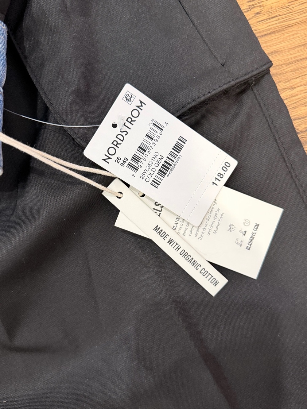 BRAND NEW WITH TAGS Women’s Blank NYC Two-Tone Cargo Pants with Denim Waist - Picture 4 of 4